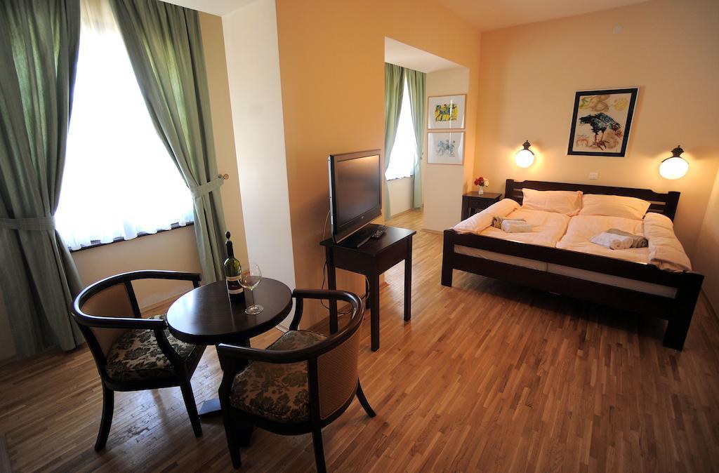 Kalin Hotel Lazaropole Chambre photo